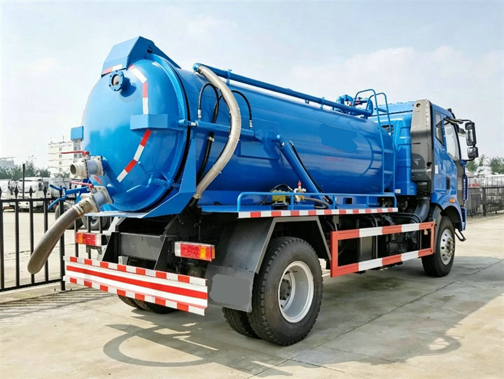 FAW Sewer Vacuum Sewage Suction Truck 8KL (5)