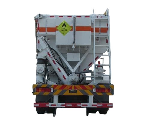 HOWO 15.8Ton On-site Mixed Heavy ANFO Explosive Truck