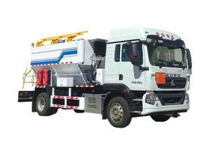 HOWO 8T On-site Mixed Granular ANFO Bulk Explosives Mixing And Charging Truck