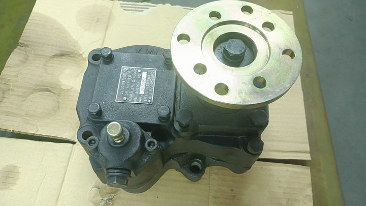 QJ700(YW70) PTO for 12 JSD cement truck (4)