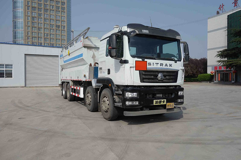 Heavy Emulsion ANFO explosives Truck (5)
