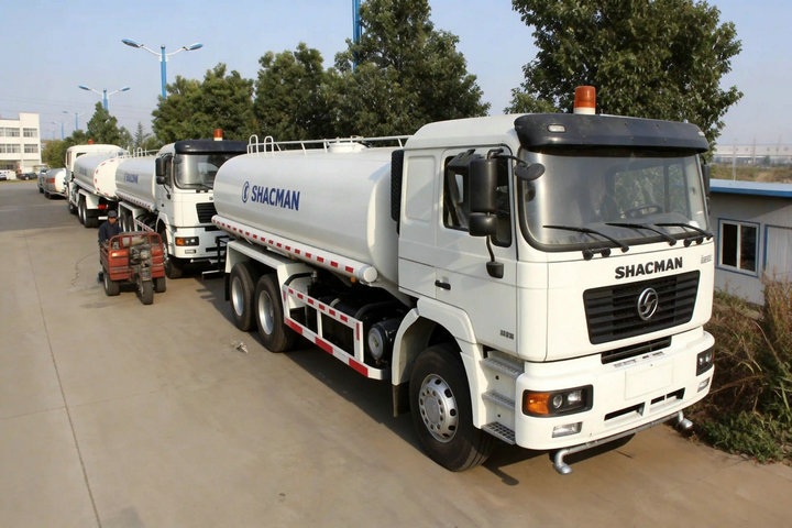 Shacman Cesspool Vacuum Septic Tank Truck (13)