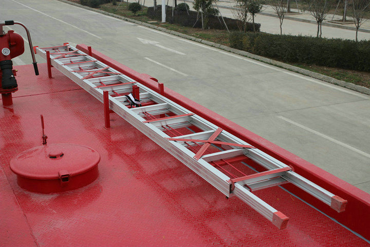 HOWO engine fire rescue trucks 12000L (16) HOWO engine fire rescue trucks 12000L (16)