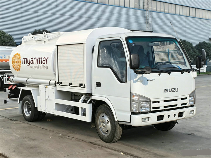 ISUZU 5KL Aircraft Refueler Truck