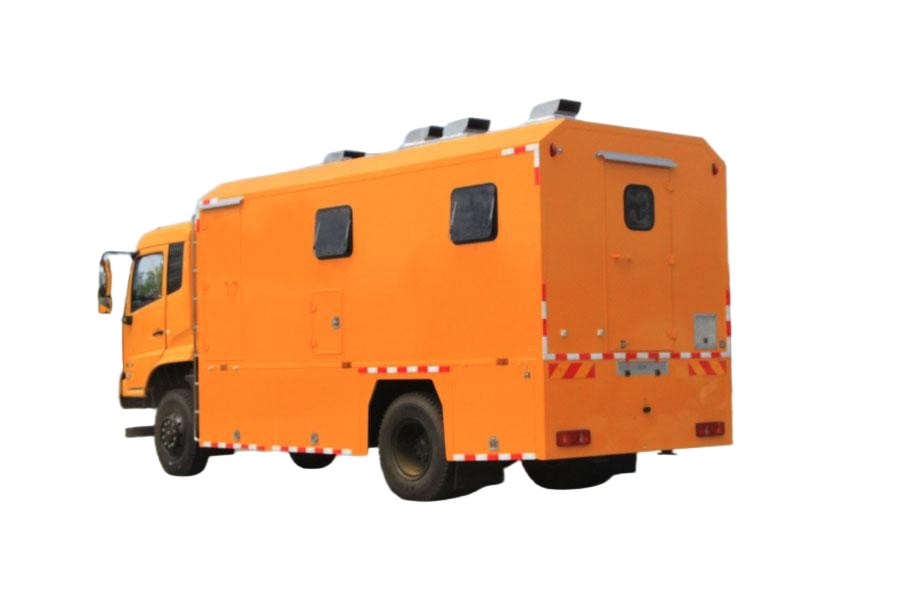  DFAC Offroad 4x4 Mobile Kitchen Truck 