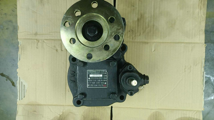 QJ700(YW70) PTO for 12 JSD cement truck (3)