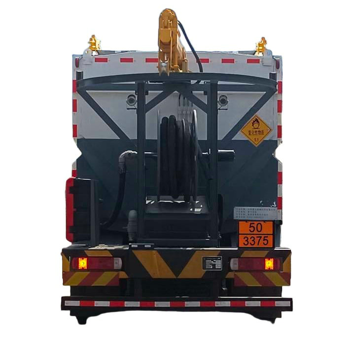HOWO 15-16T Onsite Bulk Mixing And Charging Emulsion Explosives ANFO Truck