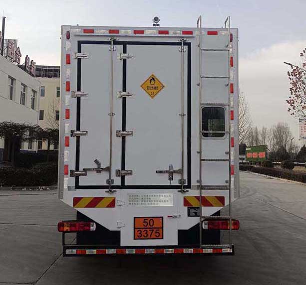 ANFO emulsion Explosive Delivery Truck for Onsite Mixing and Loading (38)